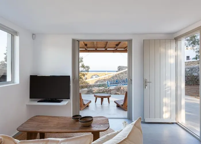 Aura Homes, On Sea - Saint Anna 別荘 *